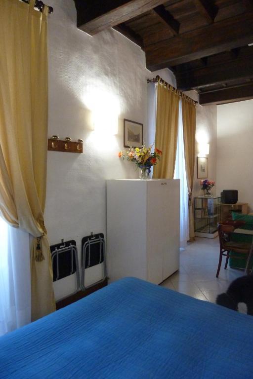 Bb Santa Rosa Bed & Breakfast Viterbo Room photo