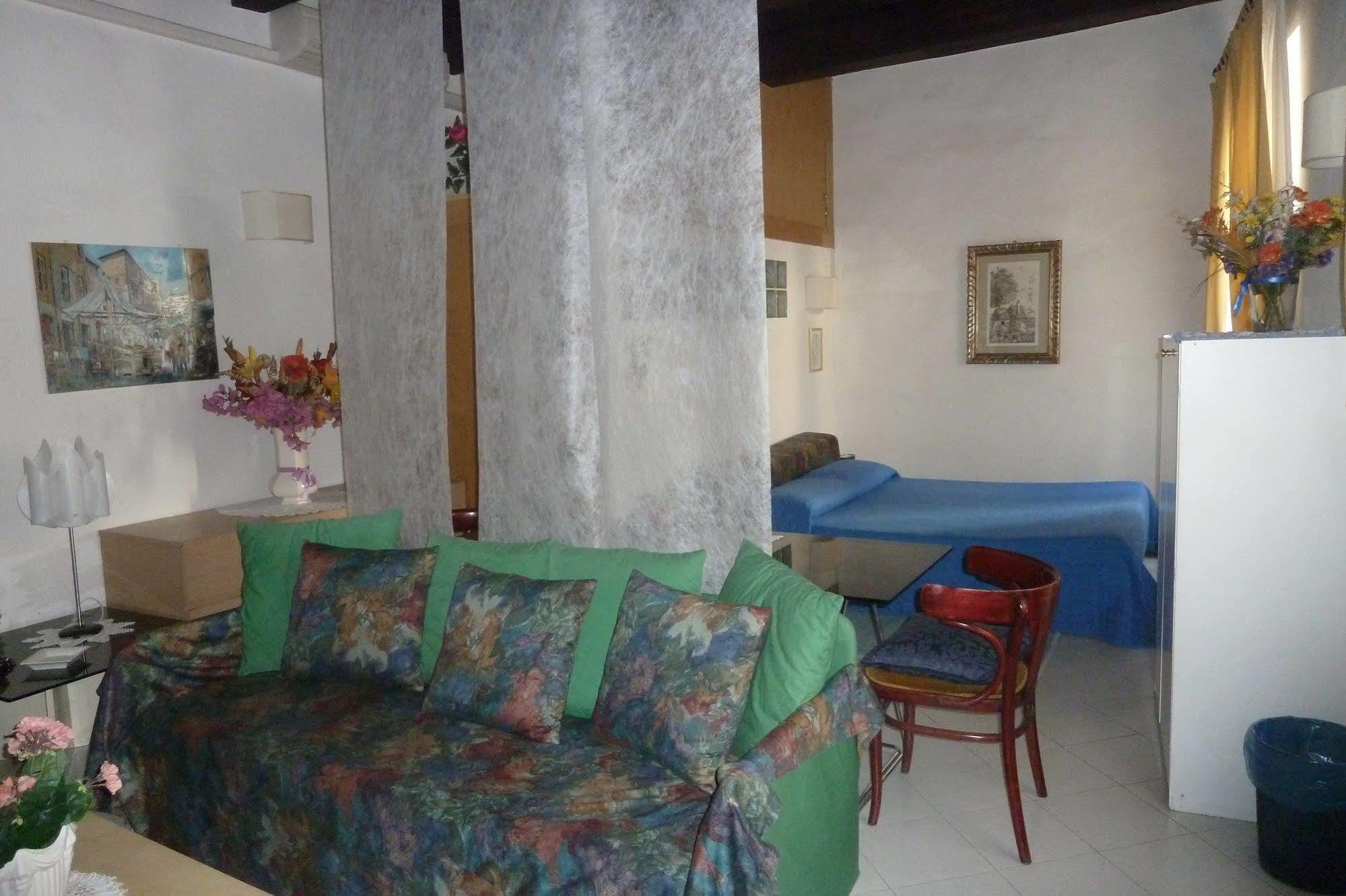 Bb Santa Rosa Bed & Breakfast Viterbo Exterior photo